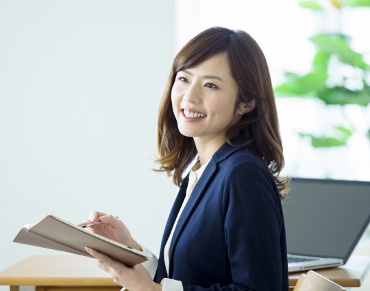 正社員前提＊賞与年2回＊年収300万以上＊久屋大通＊17時ピタ＊営業事務（No.11662）